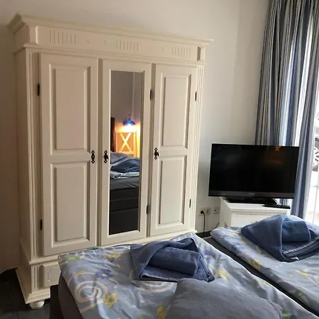 Strandmuschel * 青斯特